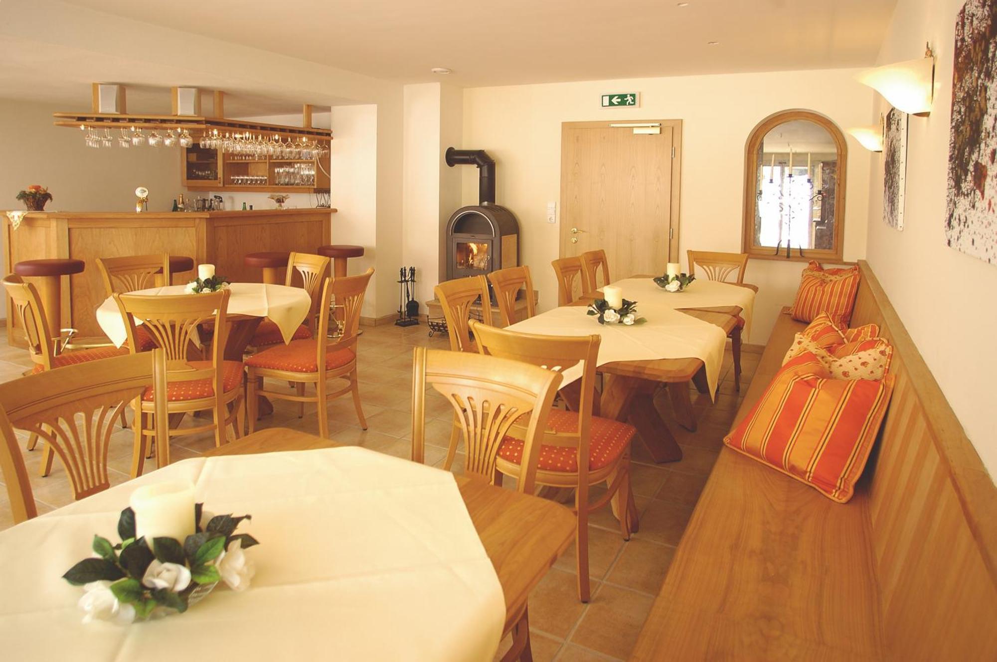 סול Bed & Breakfast Landhaus Strasser מראה חיצוני תמונה
