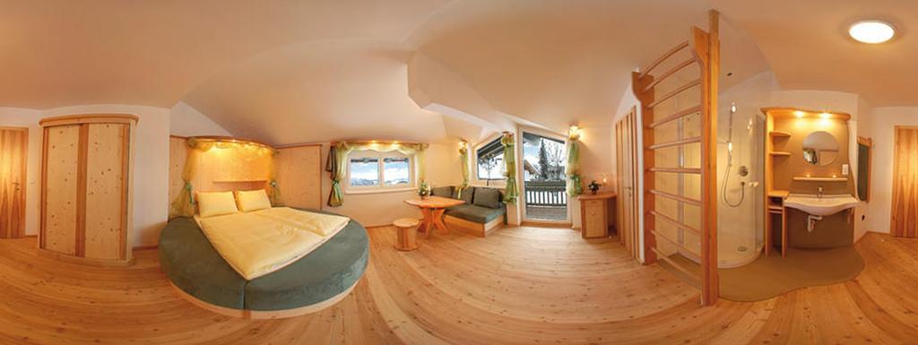 סול Bed & Breakfast Landhaus Strasser מראה חיצוני תמונה