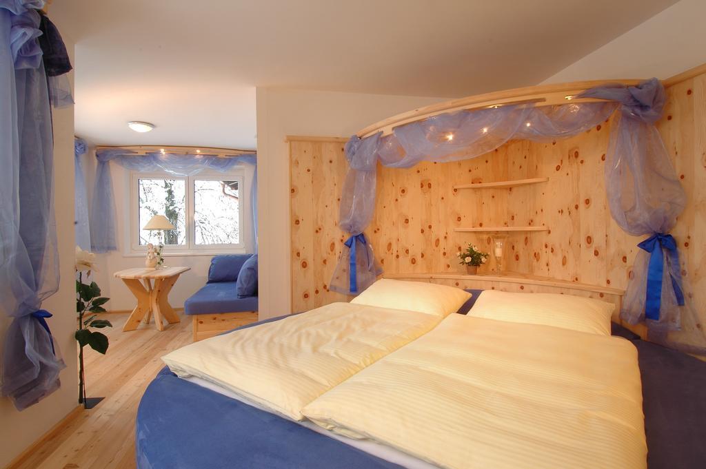 סול Bed & Breakfast Landhaus Strasser חדר תמונה