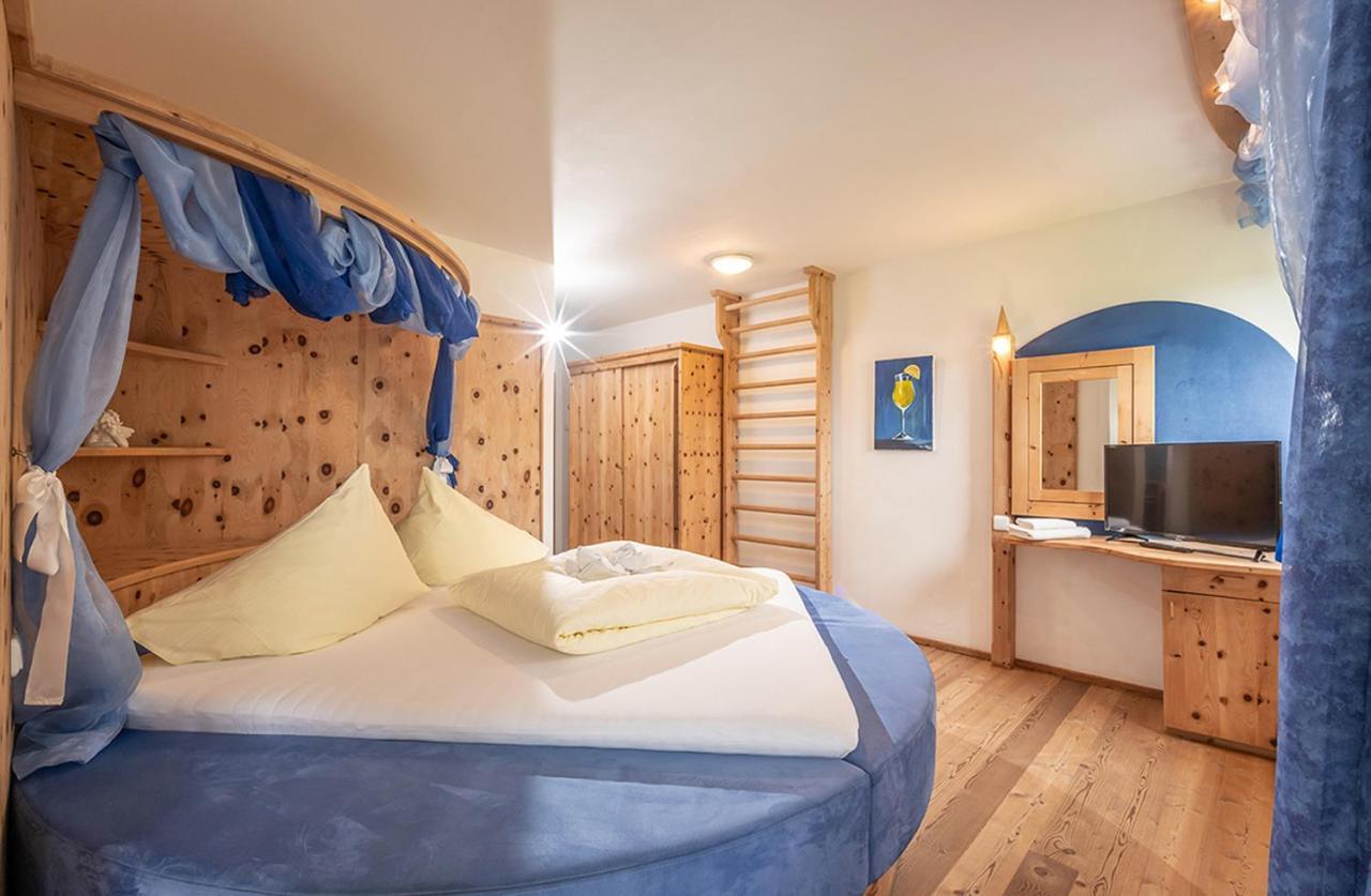 סול Bed & Breakfast Landhaus Strasser מראה חיצוני תמונה
